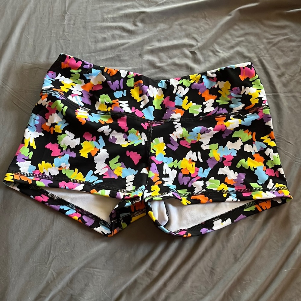 Fleo Bright Dash Shorts